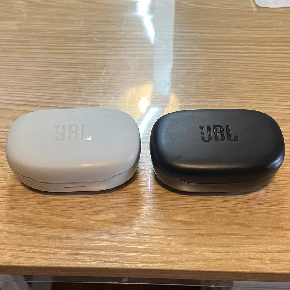 JBL wireless earbuds